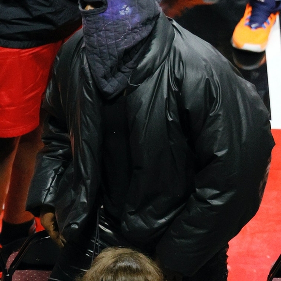 (SOLD) YEEZY x GAP Round Jacket Black - Picture 3 of 6